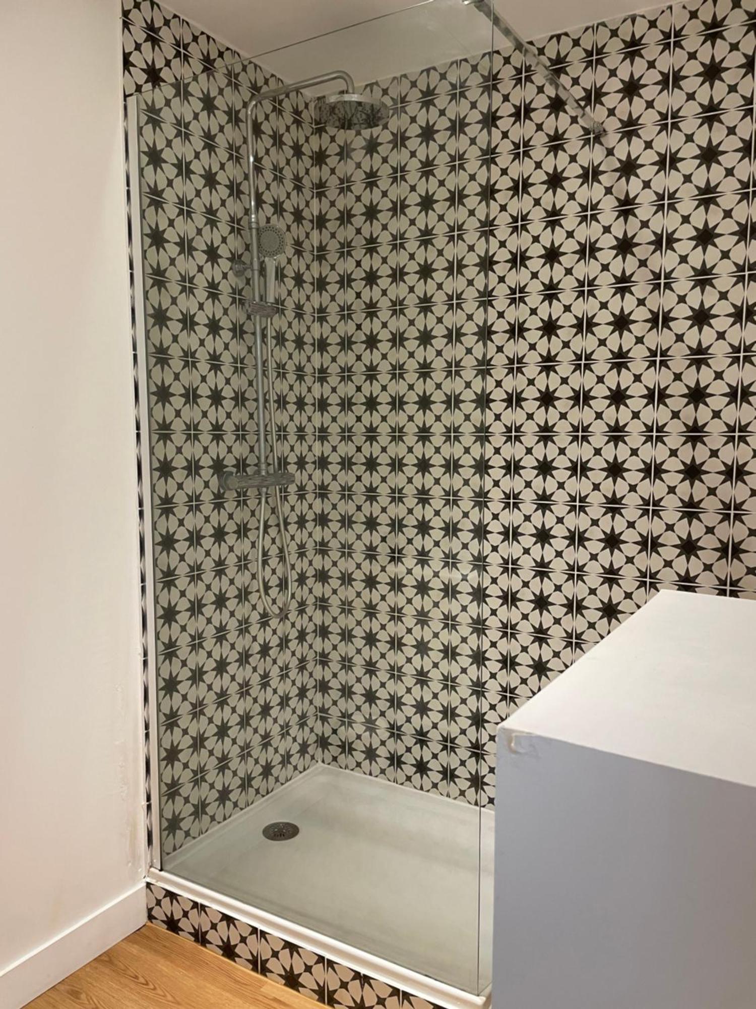 Hebergement Ornano Bordeaux Exteriör bild